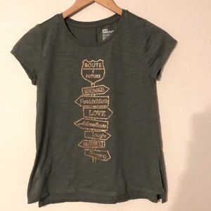 Epic Threads T-shirt